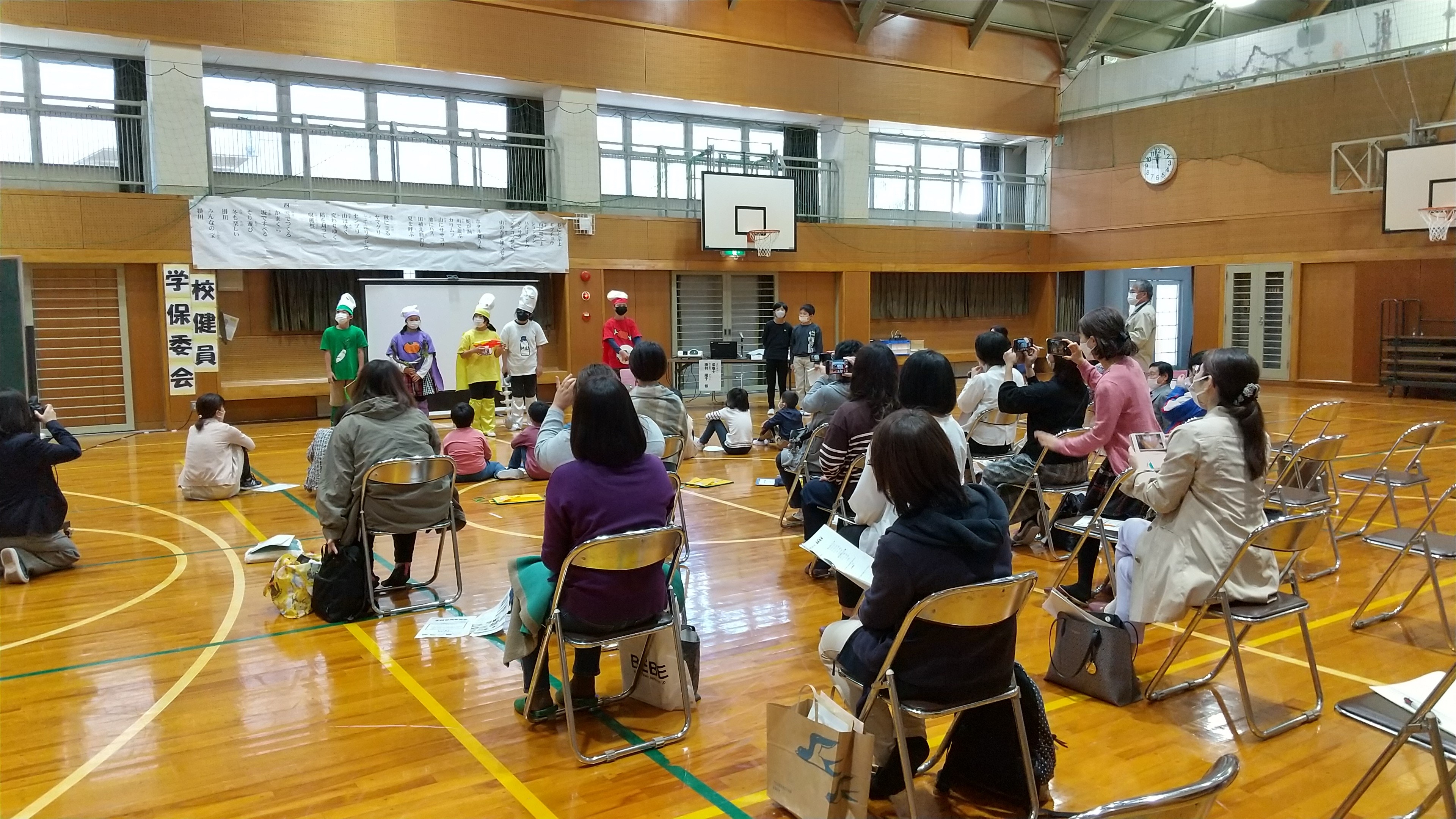 食まるファイブの上演