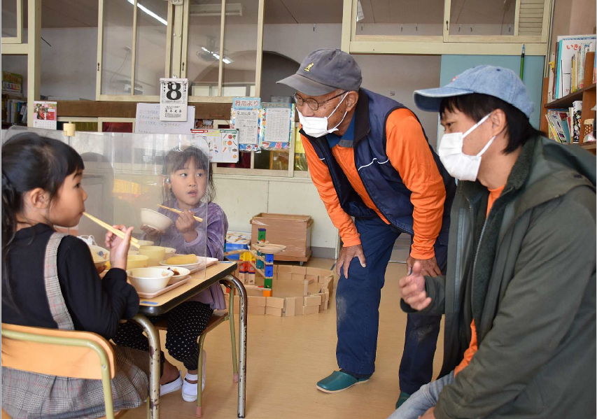 食事の様子