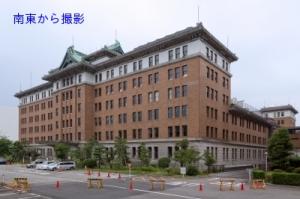 南東から撮影