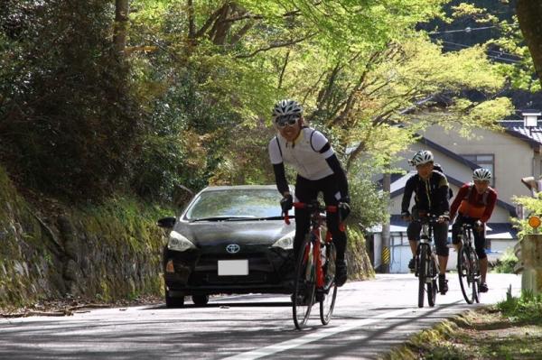 ゴールに向かう参加者