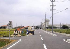 尾張西南部地区(広域農道を利用した米収穫状況)