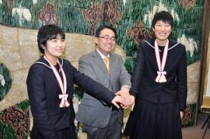平成25年1月21日　全国高等学校バスケットボール選抜優勝大会優勝校の知事表敬訪問