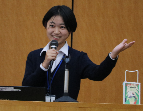 愛知県立豊明高等学校　平栁志歩さん写真