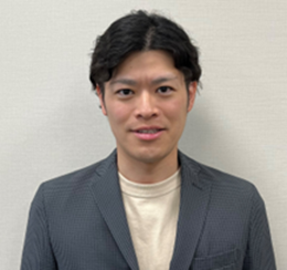 岩井貴嗣講師の顔写真