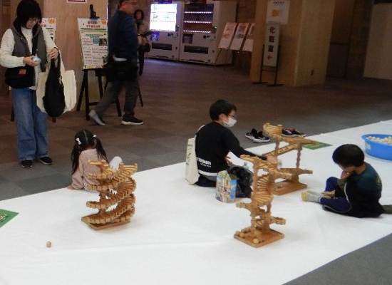 シンポジウム 木製玩具