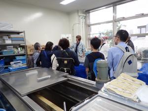 特別開館日には、バックヤードツアーも開催しました。