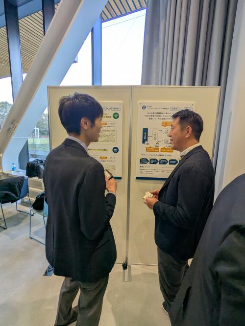 ポスター発表の様子_プロ人材