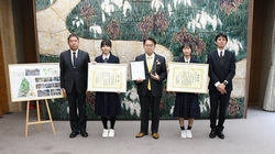 3.13第4回高校生まちづくりコンテスト観光庁長官賞受賞.jpg