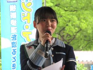 質問をする今井さん