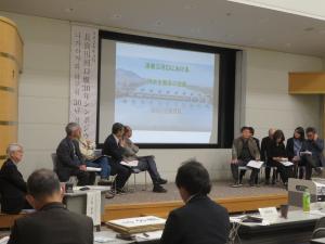 質疑応答の様子