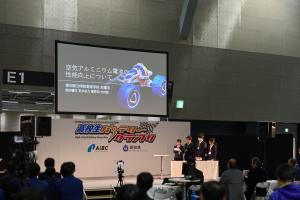 プレゼンテーションの様子