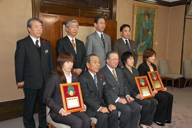 (平成19年12月11日)顕彰式の写真