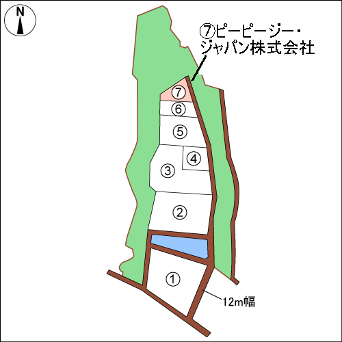 〈平面図）