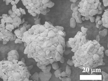 図5 テフロン(PTFE)粉末でコーティングされた粒径50μmの鋼粒子