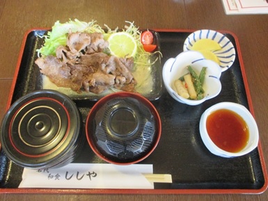 イノシシの焼肉定食