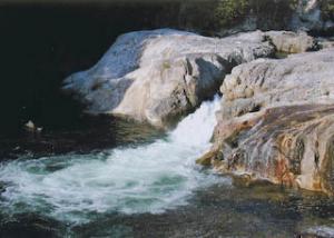 湯谷の大滝